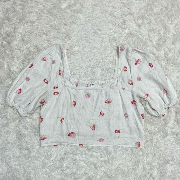 BP Puff Sleeve Crop Top in Tossed Berrries Medium - Picture 12 of 16